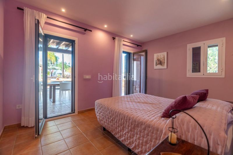 Foto 09480d3c-7dda-422c-9654-cc2320261e05. Casa amb calefacció aparcament piscina a Roca Llisa Santa Eulària