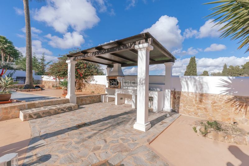 Foto 47687f23-9bfa-4058-8ca8-11fbe4a3ea40. Casa amb calefacció aparcament piscina a Roca Llisa Santa Eulària