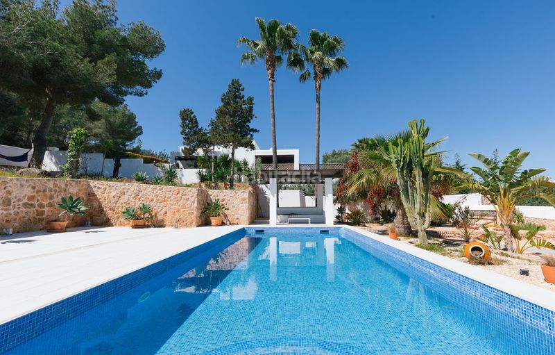 Foto 4873ee11-2e57-453c-a9e4-4b53740a6eed. Casa amb calefacció aparcament piscina a Roca Llisa Santa Eulària