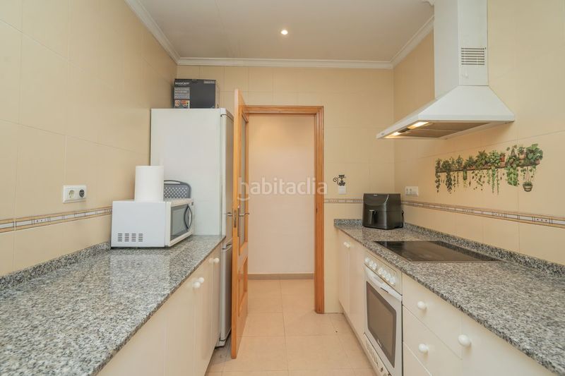 Foto 931c0bf0-f905-47f3-b9b9-c2854d7fa9cd. Planta baixa amb calefacció piscina a Les Bassetes - El Marjal Dénia