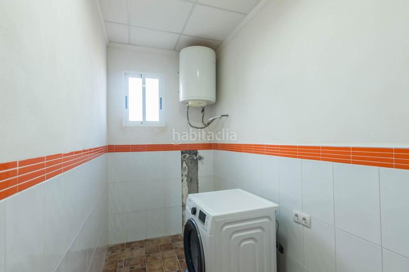 Foto 8830f1d8-32a8-4617-acea-15b2d1a5aa2e. Masia amb calefacció aparcament a Mula