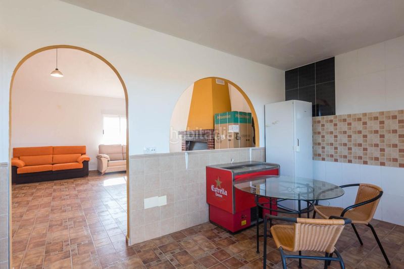 Foto d21e2cb9-590f-4b9e-ac0c-854e57bf93a5. Masia amb calefacció aparcament a Mula