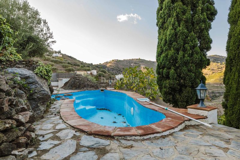 Foto 6732f9d8-3513-40ba-a69c-fd3bfc4c07b9. Casa amb calefacció aparcament piscina a Torrox pueblo Torrox