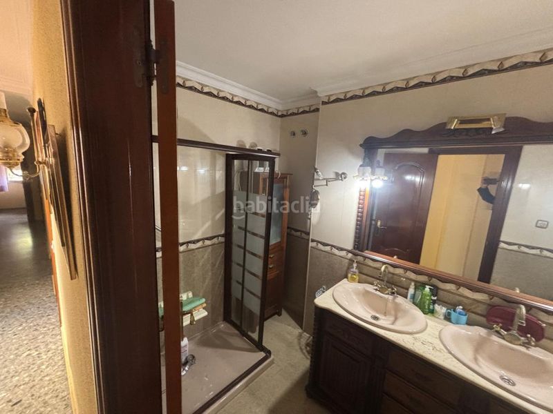 Foto d8de8b51-6a2d-4019-9d3e-4a27c87ffd1c. Pis amb calefacció a Hispanidad - Vivar Téllez Vélez - Málaga