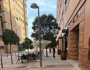 Business premise  C. del pergamino
