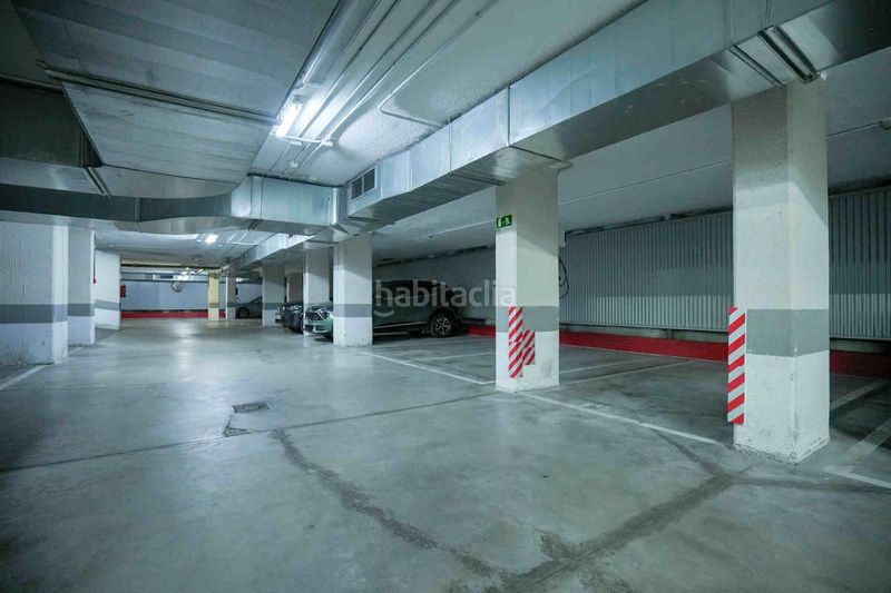 Foto b3106780-d604-4f81-bb7a-d487677c5f89. Àtic amb calefacció aparcament piscina a Legazpi Madrid
