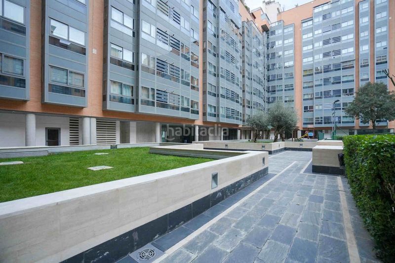 Foto c221a720-e250-4678-b86d-4fb01b5154e1. Àtic amb calefacció aparcament piscina a Legazpi Madrid