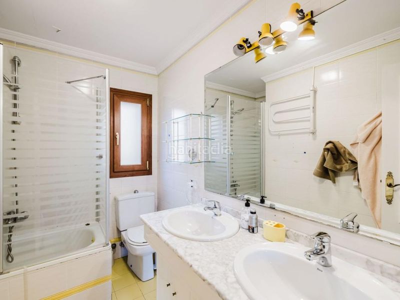 Foto dc886762-37db-4a43-b063-98b7ba3930a4. Casa amb calefacció aparcament piscina a El Candado Málaga