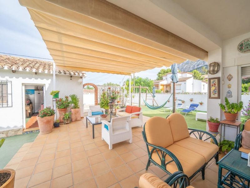 Foto 663189d6-ee4f-4ec1-8b21-d126fc045725. Casa amb calefacció aparcament piscina a El Montgó Dénia