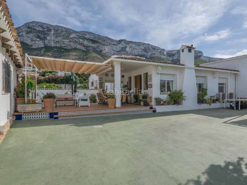 Foto 73d27908-2472-4478-871a-f22eab8cdbf0. Casa amb calefacció aparcament piscina a El Montgó Dénia