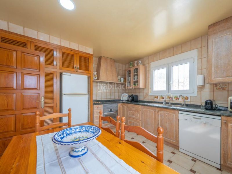 Foto 9787e97f-3da5-45b0-bfbe-c902a17b4d5a. Casa amb calefacció aparcament piscina a El Montgó Dénia