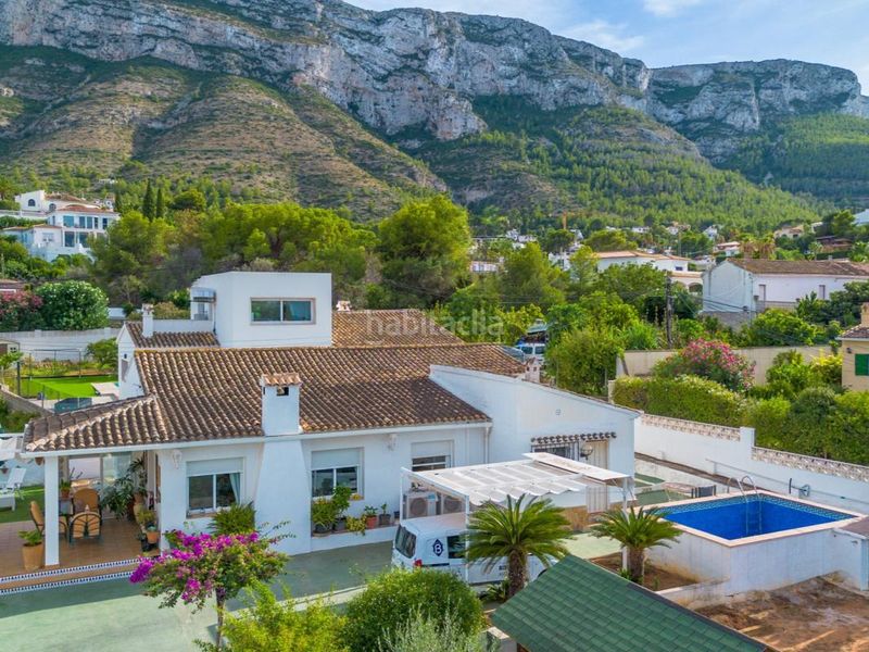 Foto aaabd5e4-11c5-43e8-b564-1e4d4b24e0bd. Casa amb calefacció aparcament piscina a El Montgó Dénia