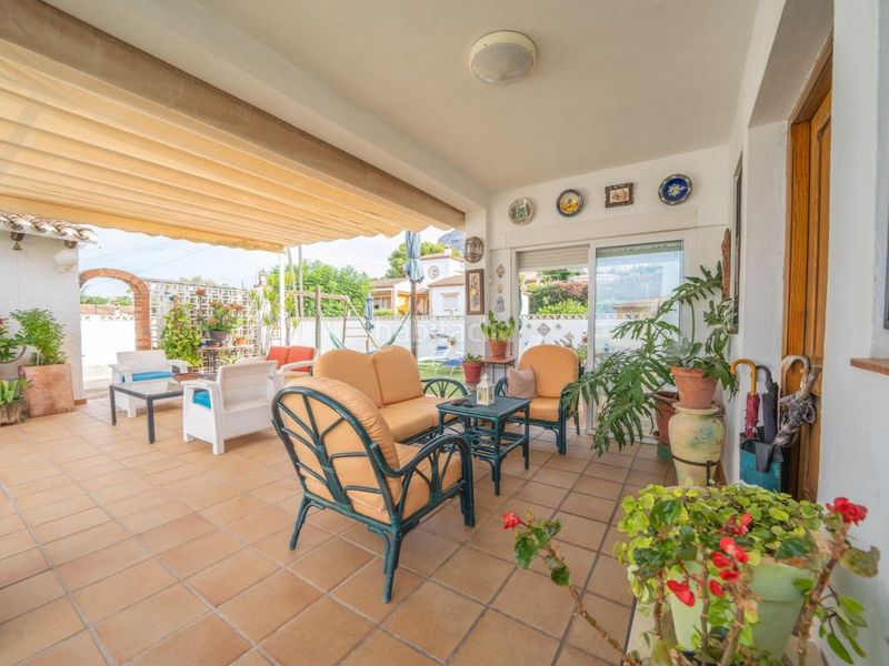 Foto bdf5cb9c-52a0-4d21-9b58-c4e8fe0c37f5. Casa amb calefacció aparcament piscina a El Montgó Dénia