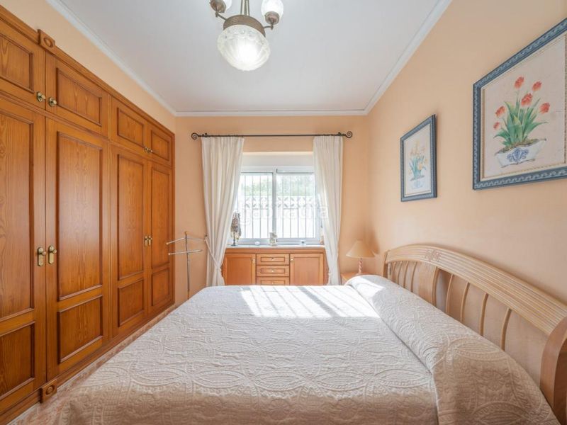 Foto f0cd8ed5-6c72-4c67-b0cf-cd932b587fc0. Casa amb calefacció aparcament piscina a El Montgó Dénia