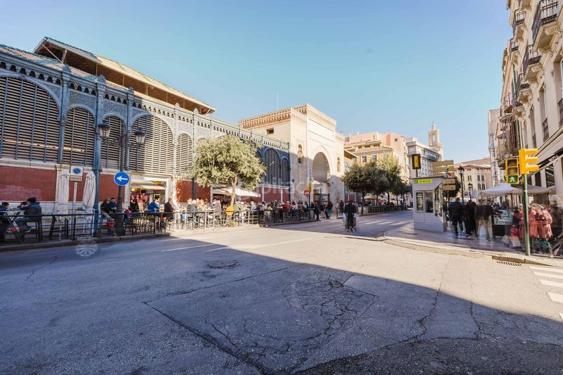 Foto f96361a4-7f1b-4e1f-9d88-17898e3b9cd7. Pis amb calefacció aparcament a Centro Histórico Málaga