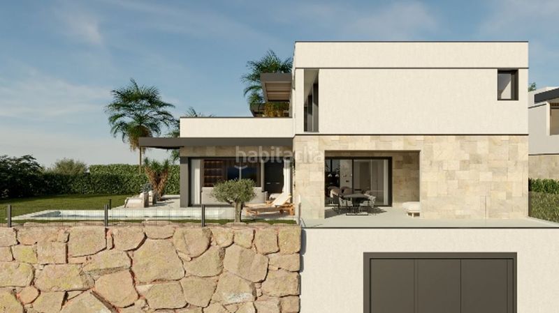 Foto 5ad1dbd9-20dc-4d05-8424-0aca2250bda5. Casa amb calefacció aparcament piscina a Nueva Atalaya Estepona