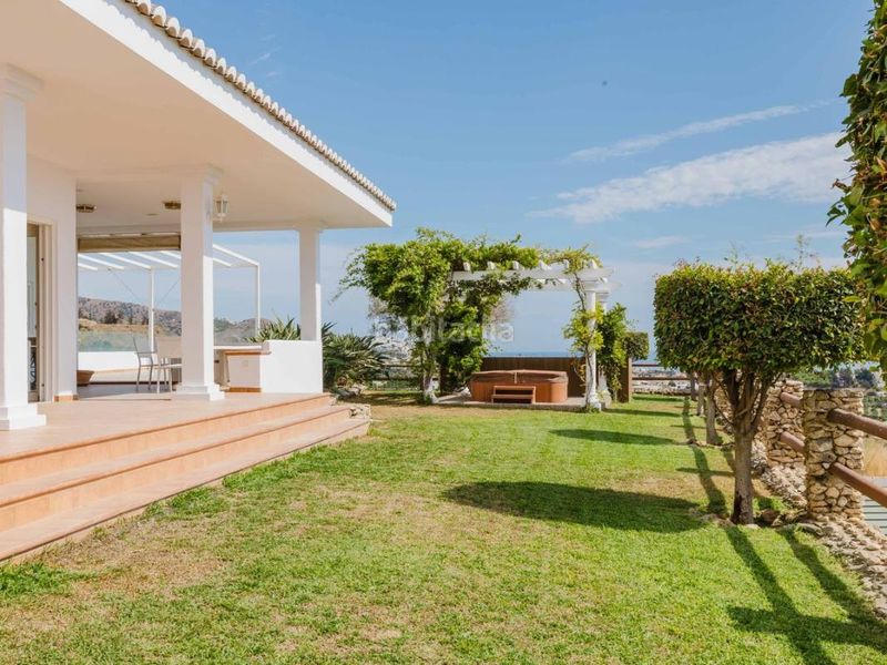 Foto c17ef669-8157-4acf-9a54-382b90f4460f. Casa en Urbanización Santa Rosa Torrox