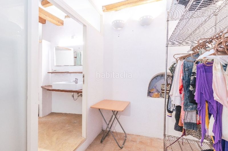 Foto 2b7b19c8-9df6-4132-961f-cf8a9c23f847. Dúplex amb calefacció a Dalt Vila-La Marina Ibiza