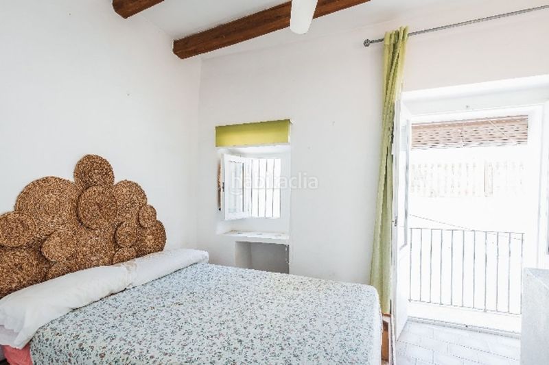 Foto 7f869e52-f858-4dbe-a89d-6529580e5f1f. Dúplex amb calefacció a Dalt Vila-La Marina Ibiza