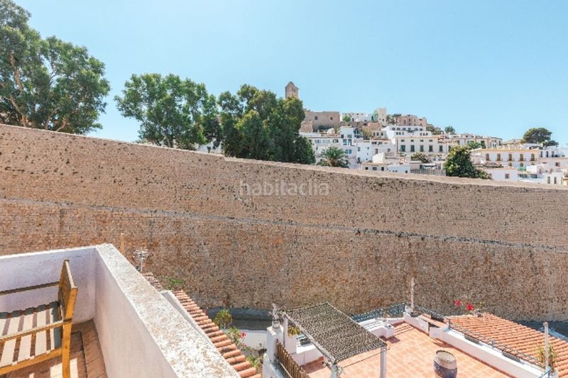 Foto a0960d73-0dc4-4fd3-b5d6-da1157ebc048. Dúplex amb calefacció a Dalt Vila-La Marina Ibiza