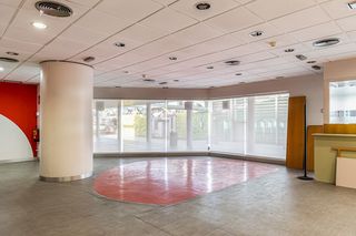 Lloguer Local Comercial  Av. de españa
