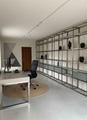 Business premise  Av. ferrandis salvador