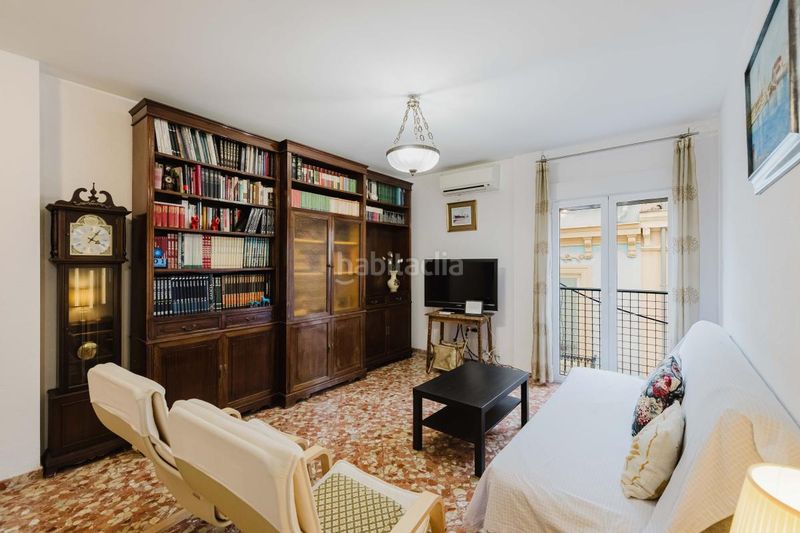 Foto 4e37a2af-4c30-4fe6-bd26-1ba77cc5ec75. Pis amb calefacció a Centro Histórico Málaga