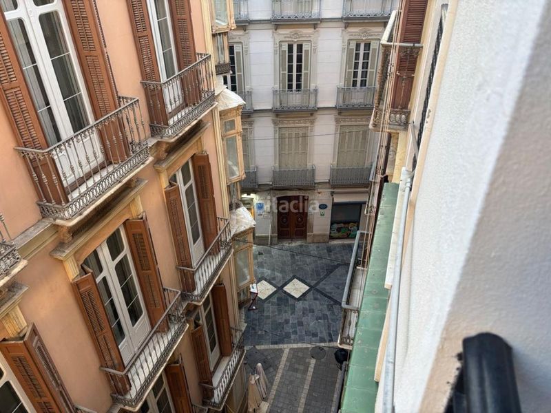 Foto 8cd6ff9d-d1b2-41fb-8277-dd31f94c0f1e. Piso en Centro Histórico Málaga