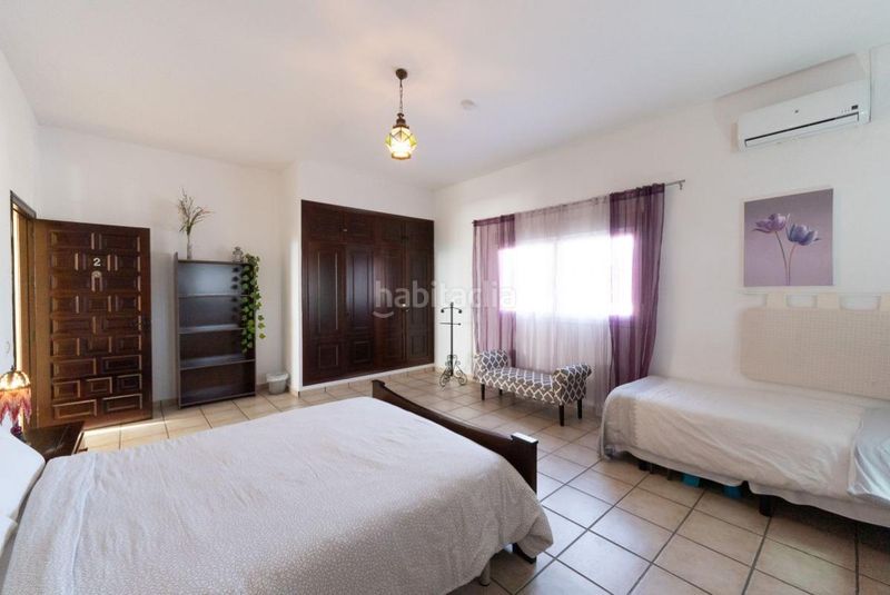 Foto 04d674d9-2fdd-4487-b8f2-61de6a875377. Casa amb calefacció aparcament piscina a Lora del Río