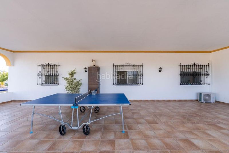 Foto 7a790f5a-2d24-459d-af29-77dc615de130. Casa amb calefacció aparcament piscina a Lora del Río