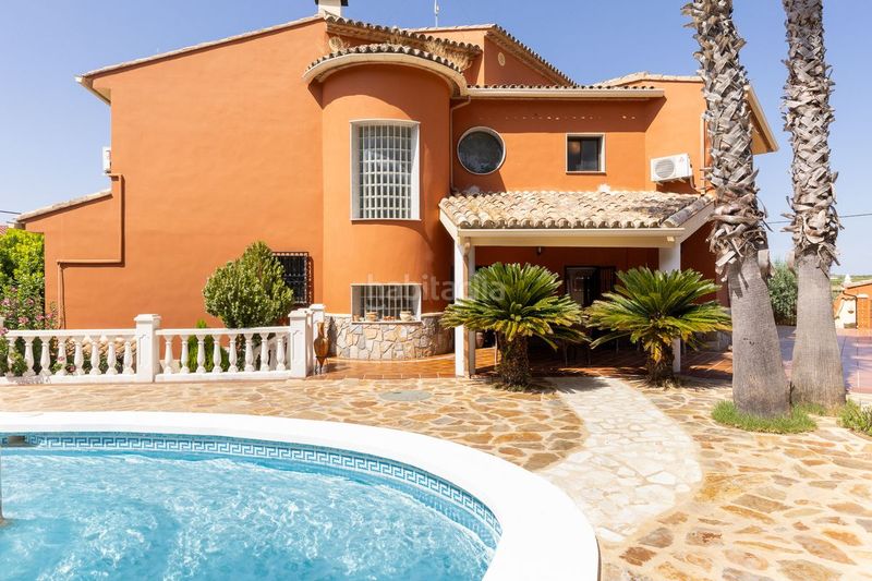 Foto 390d27fd-1a6d-4265-be1b-00c796dec01d. Casa amb calefacció aparcament piscina a Bèlgida