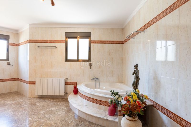 Foto a797dab1-c673-4458-87c7-ef9dcb142828. Casa amb calefacció aparcament piscina a Bèlgida
