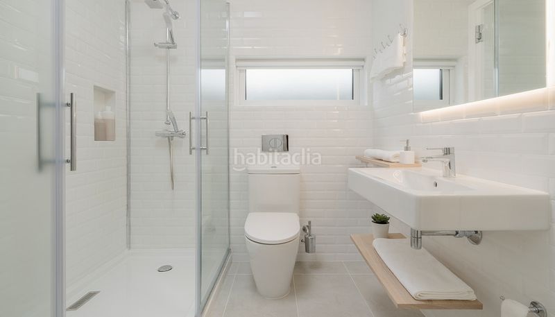 Foto 1bd0fa27-6f79-41b6-aaa3-2b6435928680. Casa adossada amb calefacció a Casco Histórico de Barajas Madrid