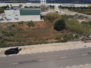 Industrial plot  C. proyecto 4