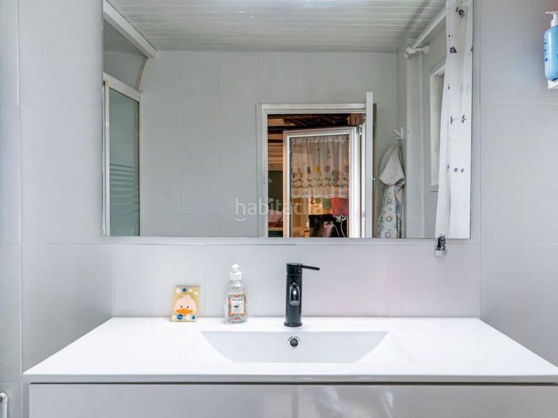 Foto b2fb4810-d2d3-4777-b2a4-e20cfb4d2404. Casa amb calefacció a Vírgenes Leganés
