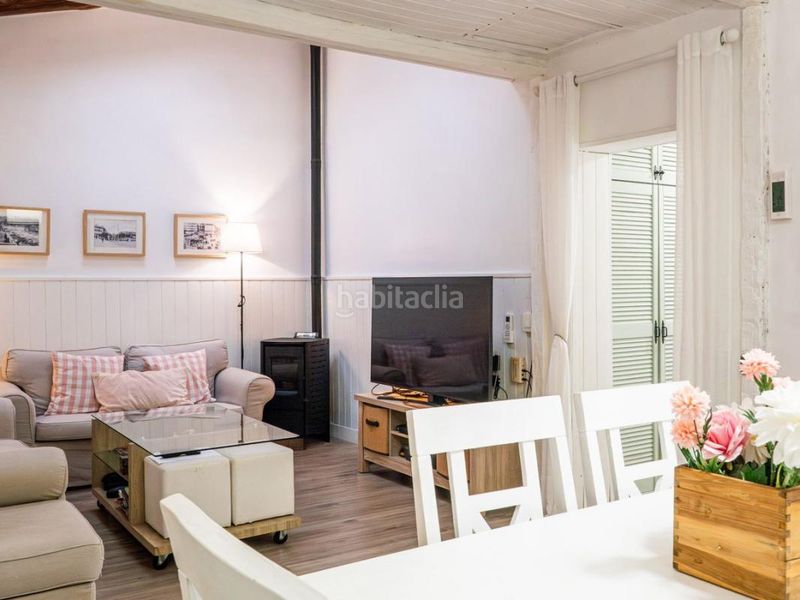 Foto e03d3a60-4667-4320-92d6-a7bd921e2640. Casa amb calefacció a Vírgenes Leganés