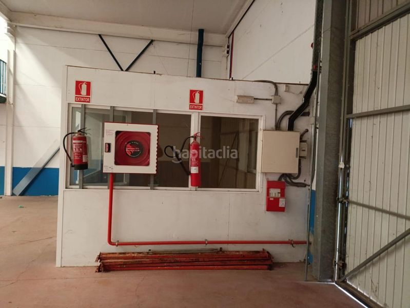 Foto 08482a68-53bc-41d4-9e87-b601a4aee561. Local comercial amb calefacció a Borox
