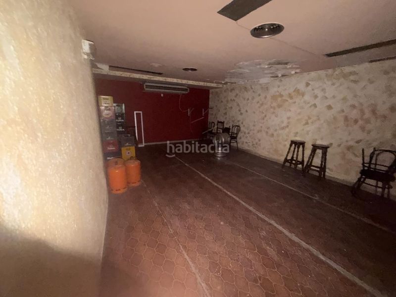 Foto 0c1db7ca-59ee-4ddb-85f0-7c418cde8587. Local comercial amb calefacció a Canals