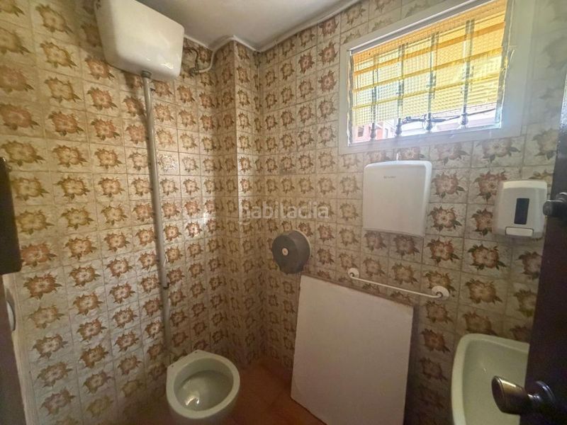 Foto 28bd2828-1ee6-4fad-8a4a-66bf1feee25e. Local comercial amb calefacció a Canals