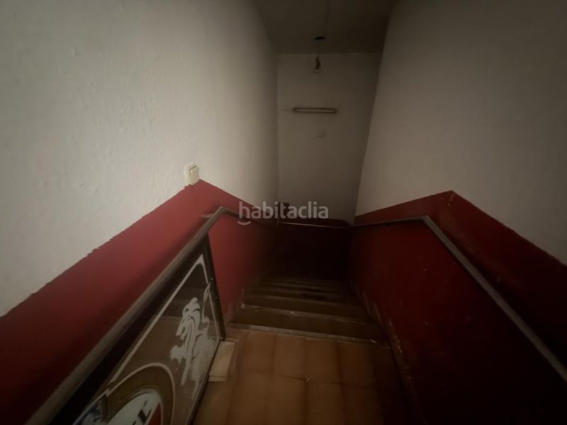 Foto 4f23e20f-e93b-4648-a7da-4eb0e07db6c3. Local comercial amb calefacció a Canals