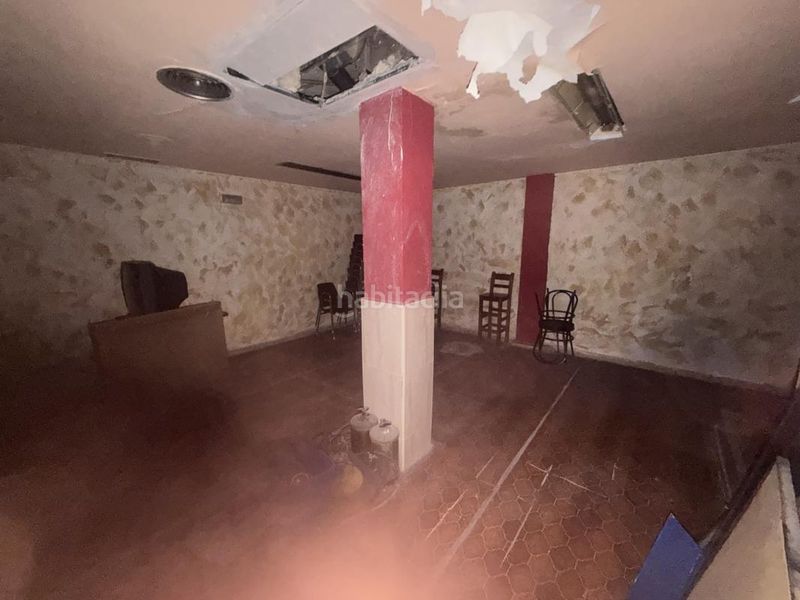 Foto e9147c6d-56b7-49ee-8e81-eede912729b6. Local comercial amb calefacció a Canals