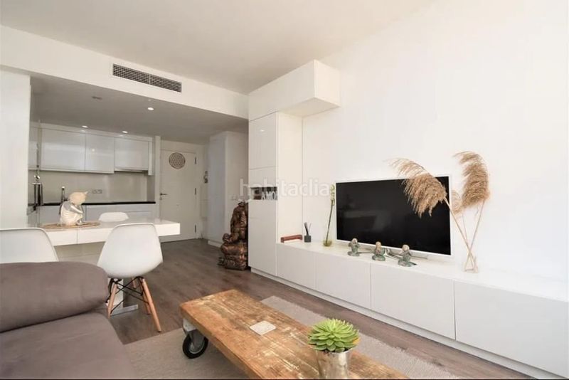 Foto 2814cffd-b8f9-4448-978a-d39efbb53f70. Pis amb calefacció piscina a Marina Botafoc-Talamanca Ibiza