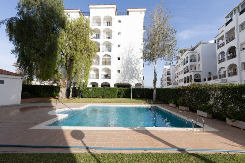 Foto fdd5cd70-a494-4325-a37f-c6d6454f9322. Piso en Marina Botafoc-Talamanca Ibiza