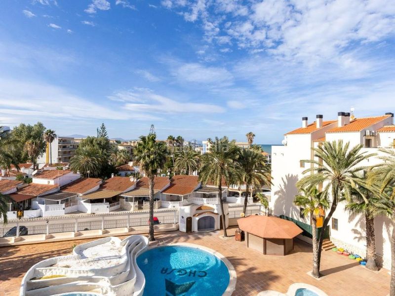 Foto f49abe0b-0c6b-4608-b86e-248b32d60377. Àtic amb calefacció piscina a Les Bassetes - El Marjal Dénia