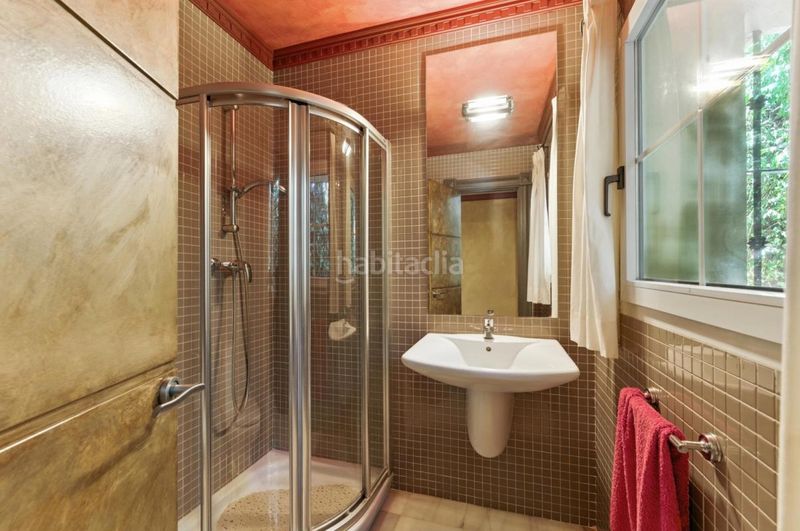 Foto 6068d134-6845-4973-9b58-61060cf1ebb0. Casa amb calefacció aparcament piscina a Playa de la Fontanilla Marbella