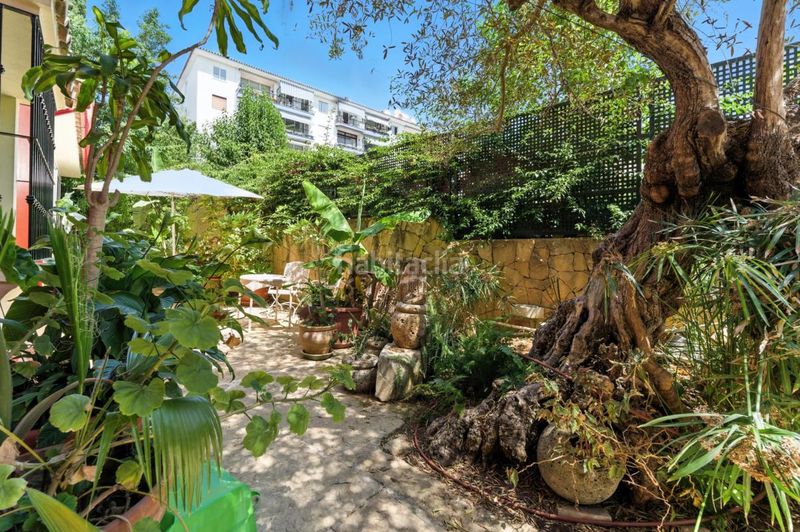 Foto c345e3d6-beee-4d3b-9969-6cc104dc649a. Casa amb calefacció aparcament piscina a Playa de la Fontanilla Marbella
