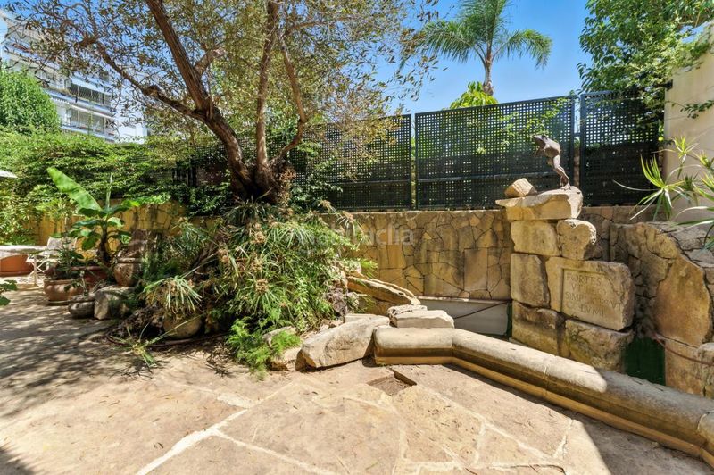 Foto e83a6755-3328-485a-85c6-c4fa00a5321f. Casa amb calefacció aparcament piscina a Playa de la Fontanilla Marbella