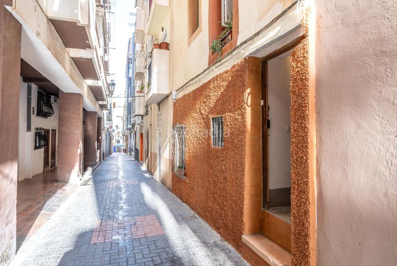 Foto 25b260b5-6c8b-4d7e-9b8d-9497ffff6919. Planta baixa amb calefacció a Casco Antiguo - Puerto Benidorm