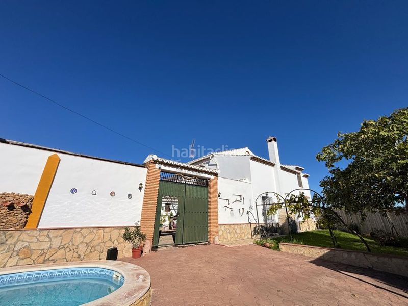 Foto 8921e818-b4fa-4bf0-add9-92a617f84c93. Masia amb calefacció aparcament piscina a Centro Antequera