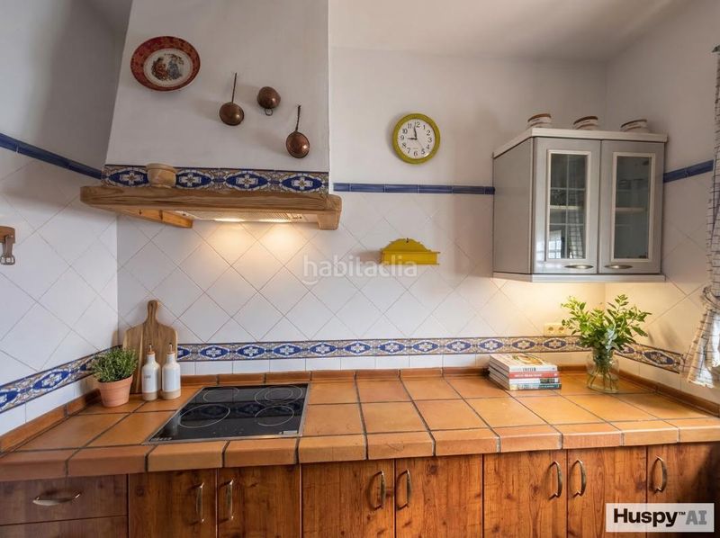 Foto 97ae0d29-3c0c-49af-be4d-680d62d9f386. Masia amb calefacció aparcament piscina a Centro Antequera